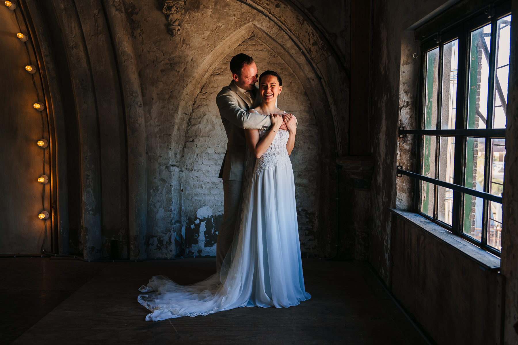 Trouwfoto's Metaal Kathedraal